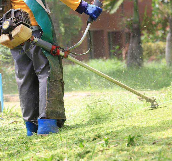 Débroussaillage et entretien espaces verts Ariège
